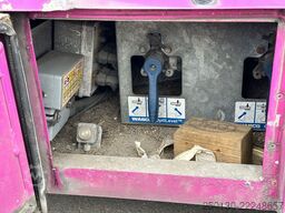 PEZZIOLI 3. Stock  Aggregat/ Tränke/Hubdach/Rampe/Lift
