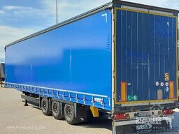 Schmitz Cargobull Curtainsider Mega