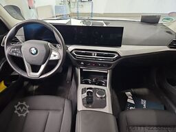BMW 318 i Touring Driving Assistant
