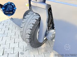 Combilift C5000SL GAS TRIPLEX 5500 FREE-LIFT