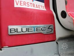 Mercedes-Benz Axor 2633 + 6x2 + euro 5 + manual