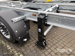 Schmitz Cargobull Zentralachsanhänger Wechselfahrgestell Standard