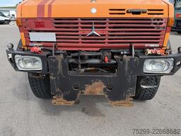 Mercedes-Benz U 1700 4x4 3-Seitenkipper / Swiss-Vehicle
