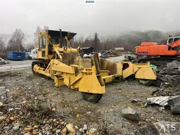 Caterpillar D5B Dozer w/ Gravel Paver