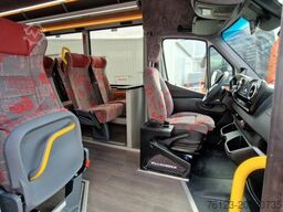 MERCEDES-BENZ 30 Sitzer Schulbus Transferbus 519 Stock