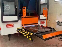 MERCEDES-BENZ 30 Sitzer Schulbus Transferbus 519 Stock