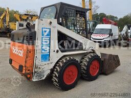 BOBCAT 753