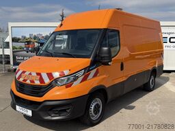 IVECO 38S14EV AccuBox / Warnbalken / AHK / BOTT-Ausbau