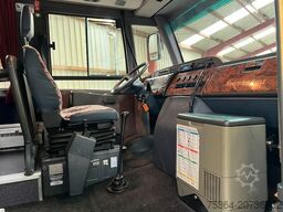 MERCEDES-BENZ Medio 4.2 D 130 kw 26 Sitze Dachklima Ahk Euro 3