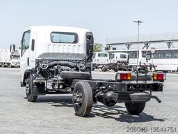 Isuzu NQR75