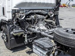 Isuzu NQR75