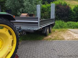 Barthau Anhänger LHS 5000 mit Auffahrrampen