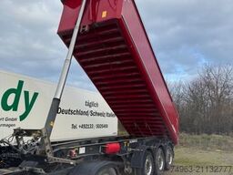 SCHMITZ CARGOBULL SKI 24, Alukastenmulde