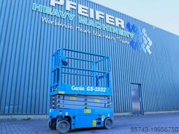 Genie GS1932 Electric, Working Height 7.8 m, 227kg Capac