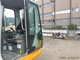 Takeuchi Tb 228
