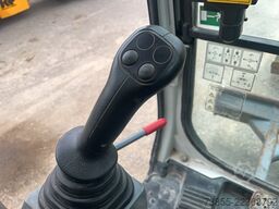 Takeuchi Tb 228