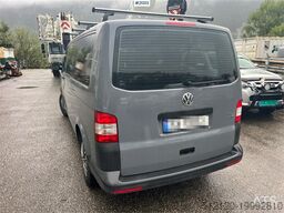 Volkswagen combi 9 seater minibus