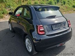 FIAT 500 e Red Paket Komfort