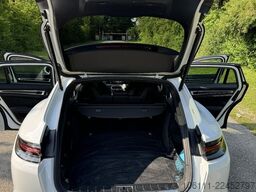 PORSCHE Panamera GTS Sport Turismo