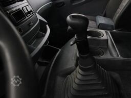Mercedes-Benz Axor 1833 + tipper + manual