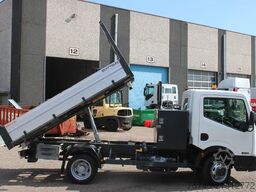 Nissan 45.13 + EURO 4 + C patent + tipper + MANUAL