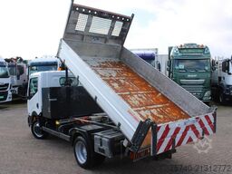 Nissan 45.13 + EURO 4 + C patent + tipper + MANUAL