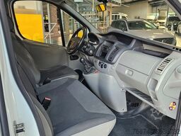 OPEL Vivaro Kasten L2H1 2,9t AHK