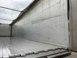 KRAKER CF-Z Schubboden 92m³