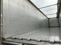 KRAKER CF-Z Schubboden 92m³
