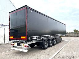 Schmitz Cargobull Curtainsider Euroliner