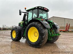 John Deere 6230R