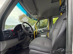 MERCEDES-BENZ Sprinter 313 BlueTEC 9 Sitze Rollstuhllift Klima
