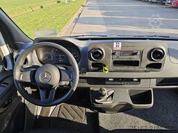 MERCEDES-BENZ SPRINTER 315 Bakwagen Laadklep!