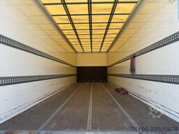 MERCEDES-BENZ ACTROS 2532 L Koffer 8,50 m LBW 2 T*ORIGINAL KM