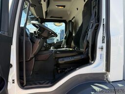 MERCEDES-BENZ ACTROS 2532 L Koffer 8,50 m LBW 2 T*ORIGINAL KM