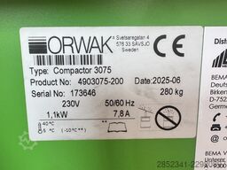 Owrak Kompakte und flexible Ballenpresse