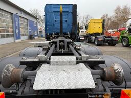 MERCEDES-BENZ Actros 2563 6x2 Euro 6 Abrollkipper Hyva 20-57-S