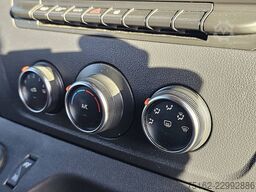 RENAULT MASTER 2.3 DCI 145 HOOGWERKER