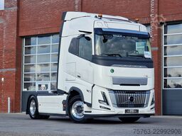 Volvo FH 16.700 Globetrotter 4x2 - NEW - Retarder - I...