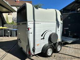 Cheval Liberte Sproll 2 Pferde und Kutschentransporter
