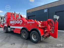 Sisu E18M 6x4 heavy excavator w/ EKA body and chains. W