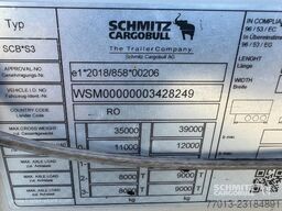 Schmitz Cargobull Curtainsider Mega