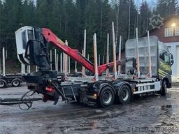 Volvo FH16 750 6x4 timber truck with Epsilon M12 crane