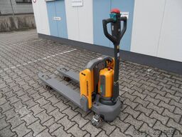 Jungheinrich AME 15 - BJ 2025 - 35 Stunden - neuwertig