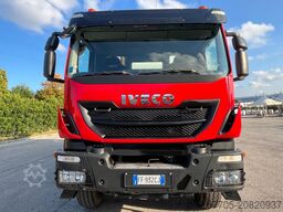 Iveco Trakker 450