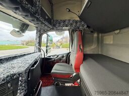 VOLVO FH 460 GLOBETROTTER XL 2x TANKS TOP CONDITION NL