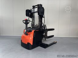 TOYOTA SWE 140 S - with PALLETCHANGER !!
