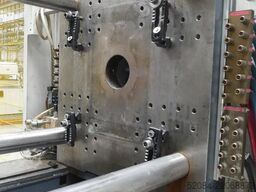 FERROMATIK MILACRON K-TEC 250s