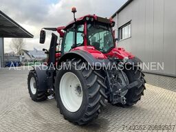 Valtra Q225