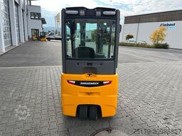 JUNGHEINRICH EFG 215 / Triplex: 4.25m! / SS / 1.573h / 2024